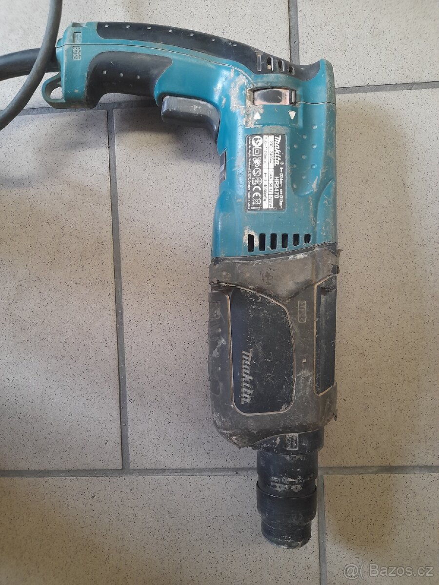 Vrtací kladivo Makita