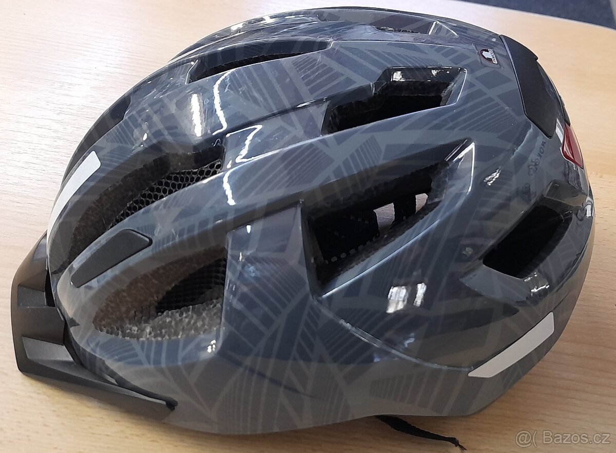 nová přilba Crivit SP-154