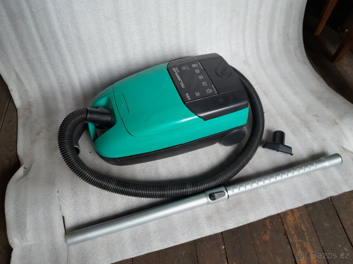 Prodám vysavač AEG