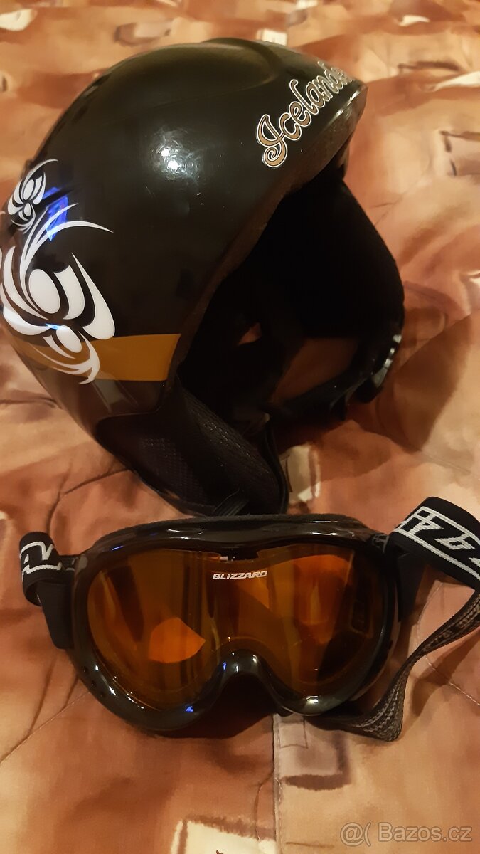 Lyžařská helma s brýlemi