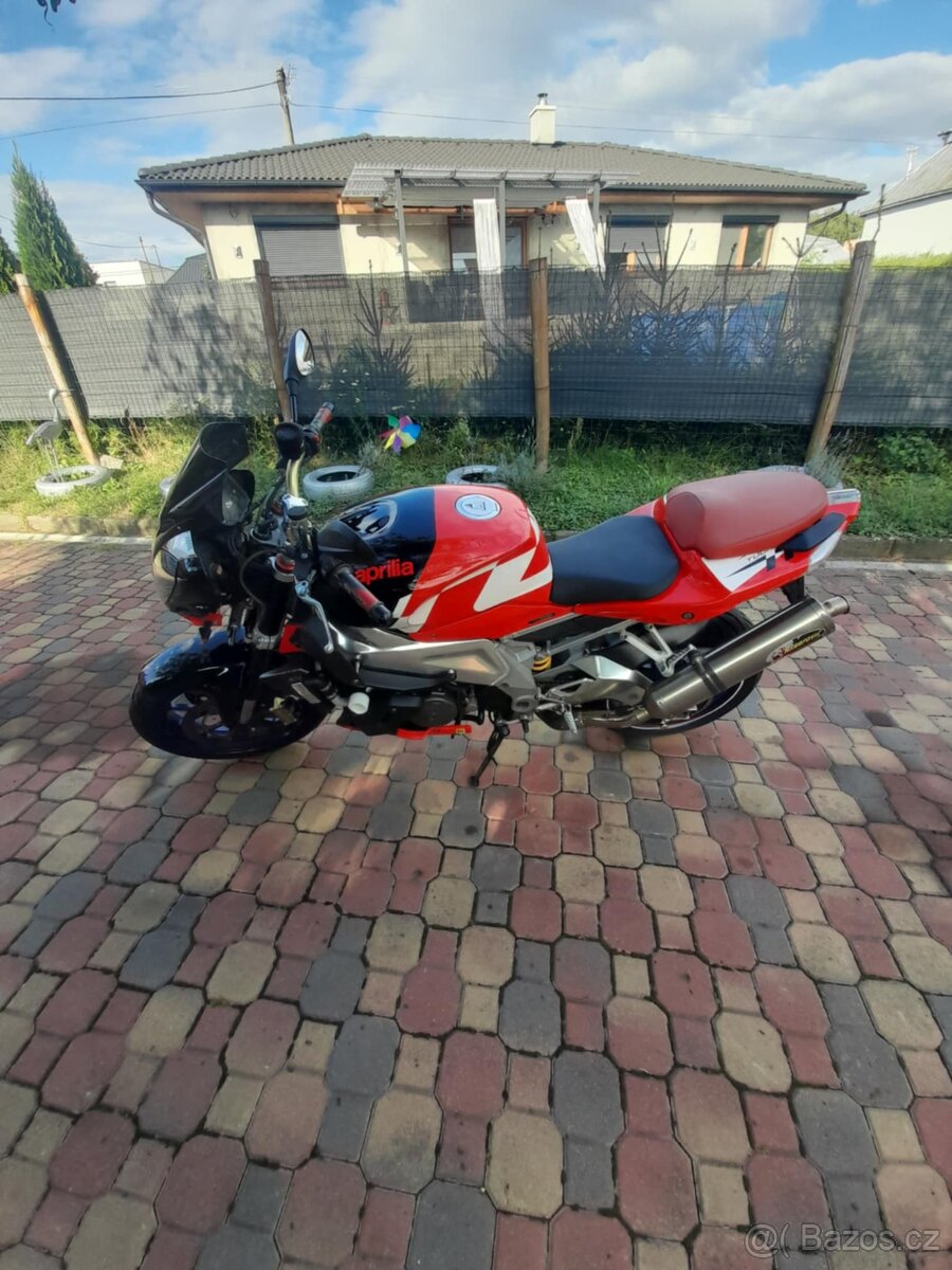 Aprilia tuono 1000r