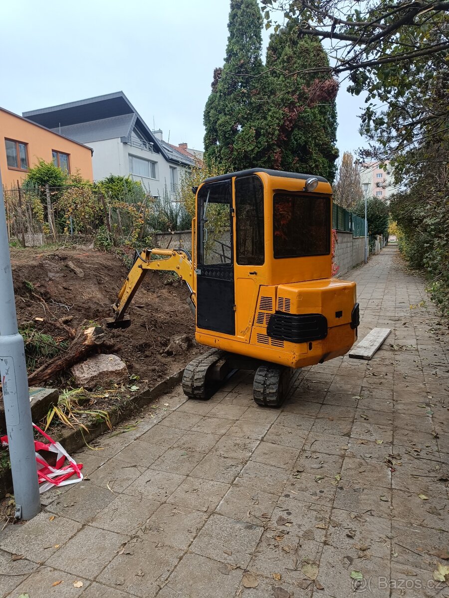 Zemní práce s kontejnery