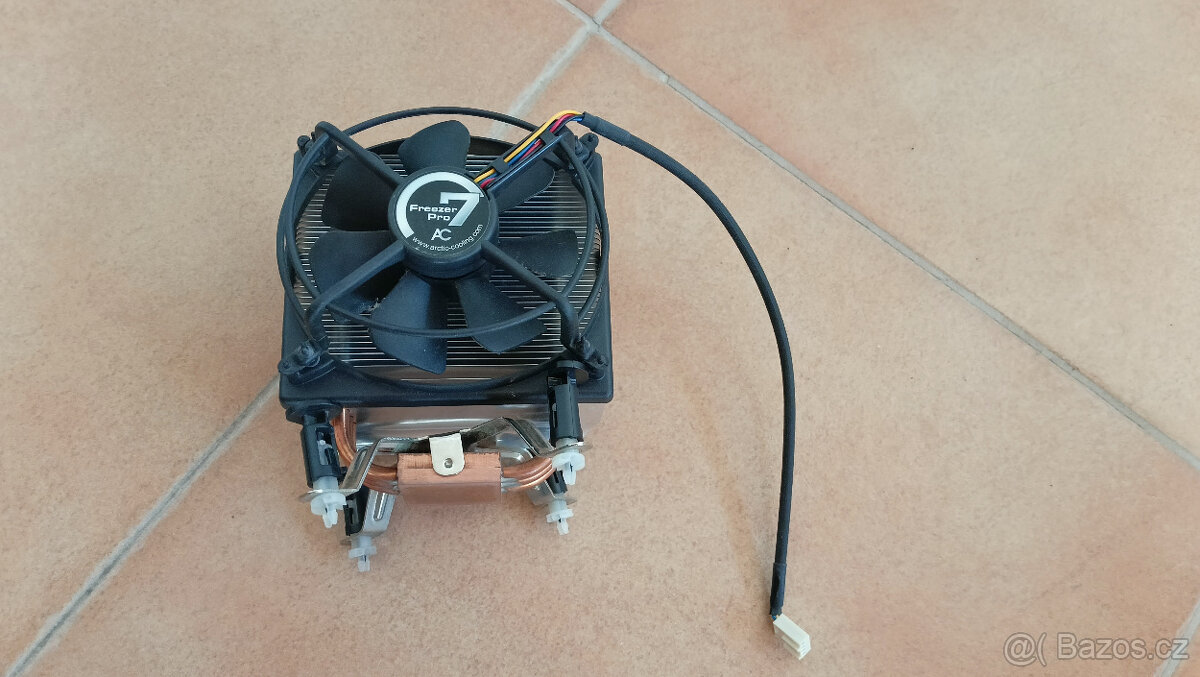 Výkonný chladič CPU Arctic Freezer 7 Pro, socket 775