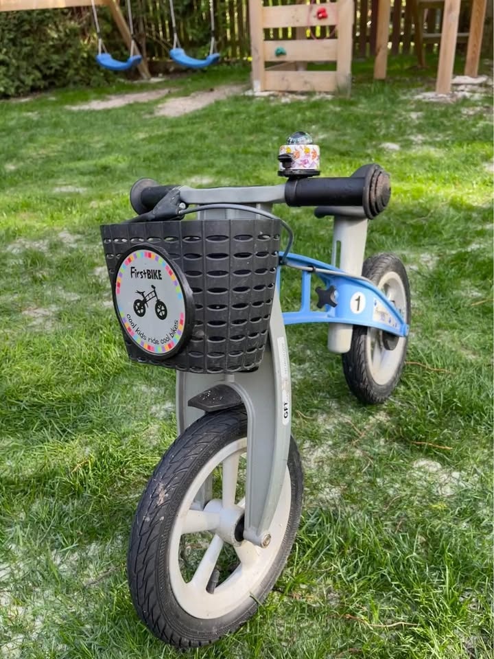 First bike modrý pro kluka