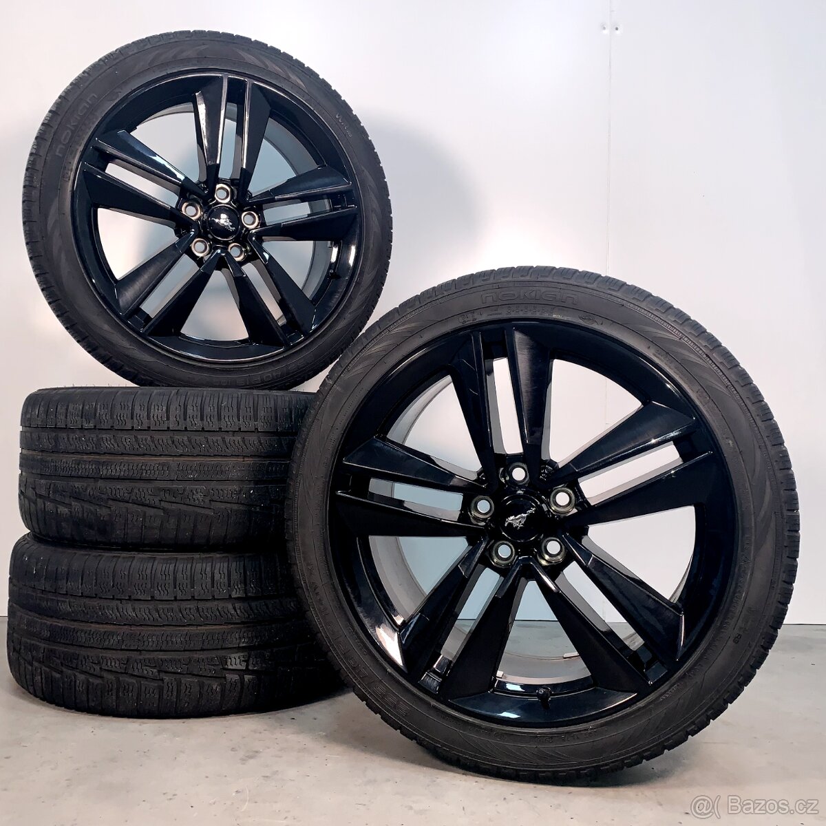 Ford Mustang GT disky kol R19 5x114,3 Original 9,0J ET45
