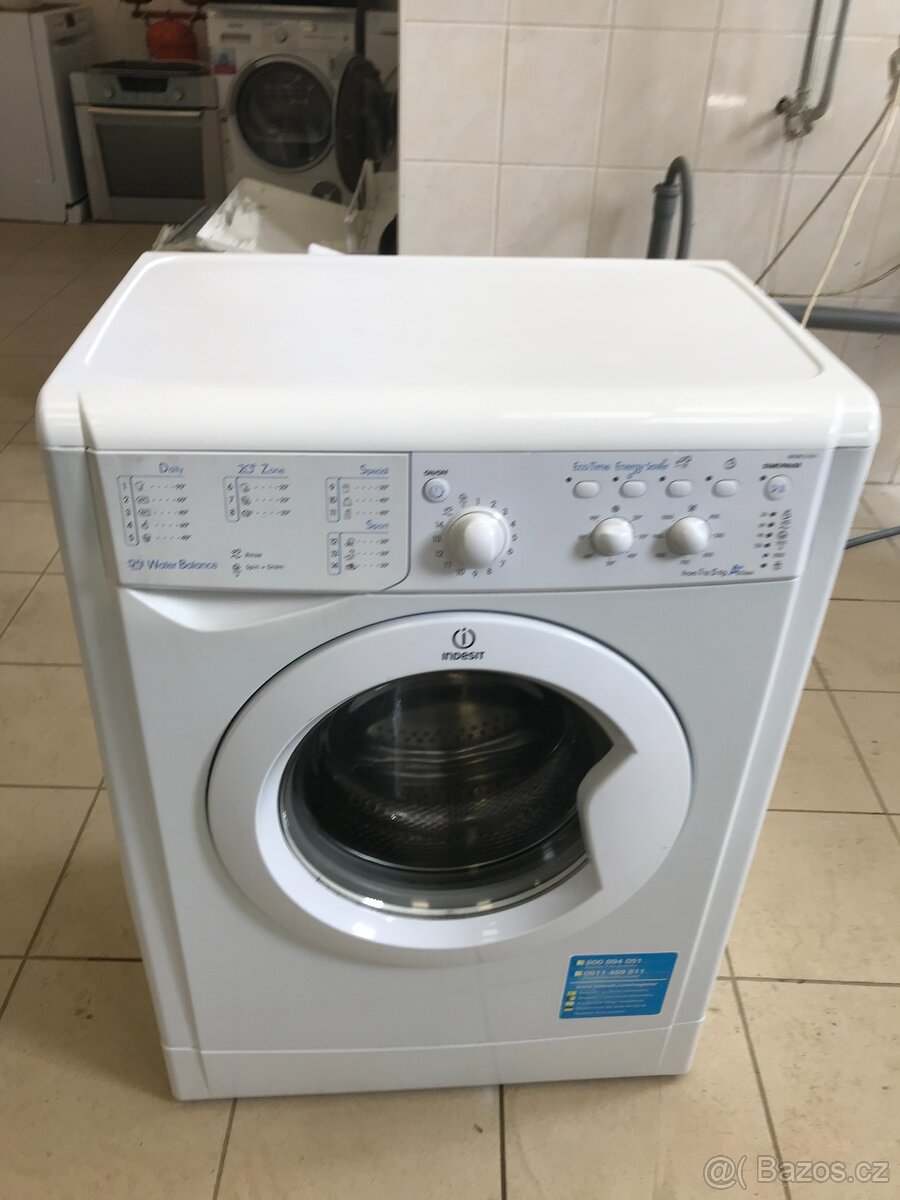 Prodám pračku Indesit