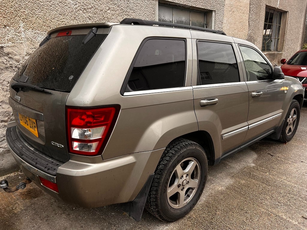 prodam dily na jeep grand cherokee wk wh 3.0 crd 160kw 2006