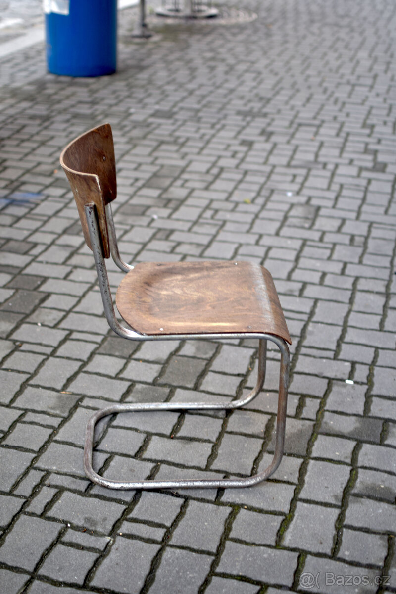 stará židle