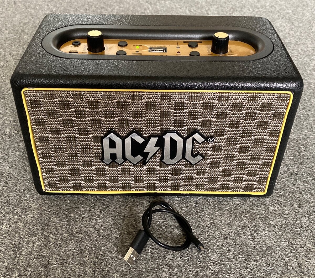 Přenosný Bluetooth reproduktor AC/DC iDance Classic 2