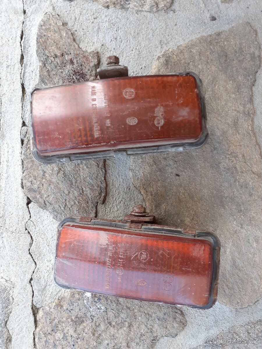 Blinkry na Škoda 100