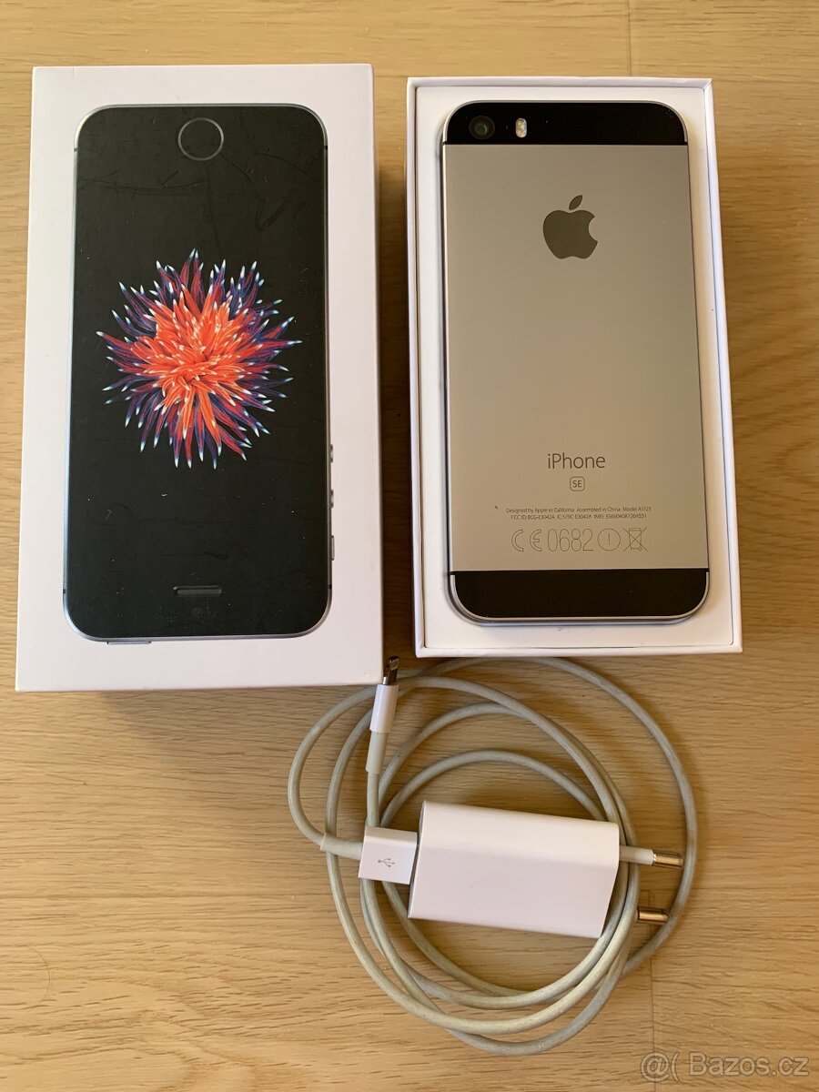 iPhone SE Model A1723, 32 GB