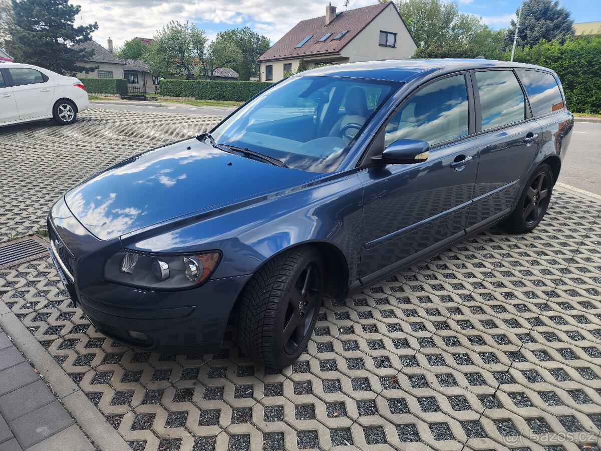 Volvo V50 2.4 benzín