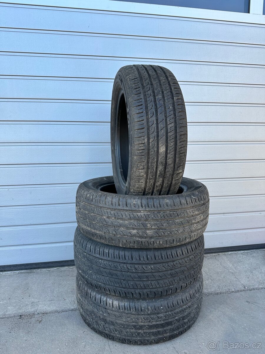 Prodám pneu Barum 205/55r16 4ks 7mm letní