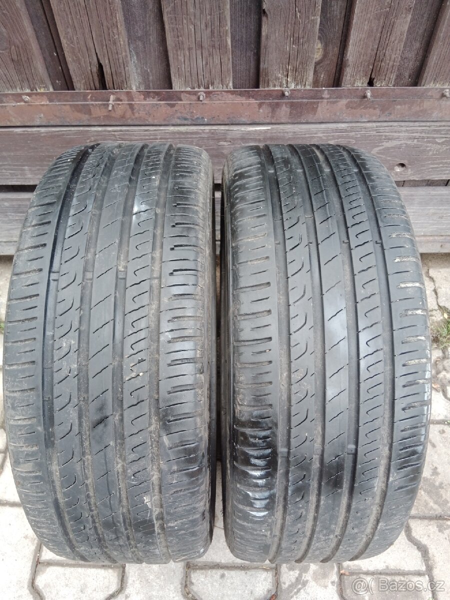 215/45/18 Y  XL