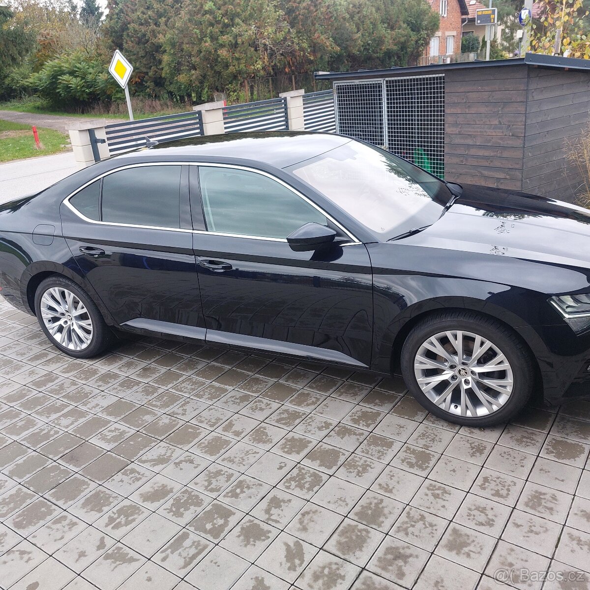 Škoda Superb 3-2.0Tdi-110kw-120.000km