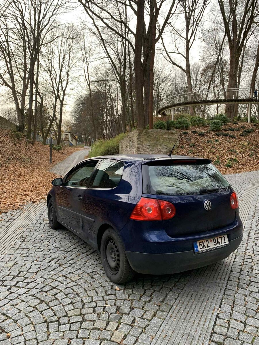 Volkswagen golf 5 1.4 55kw r.v 2003