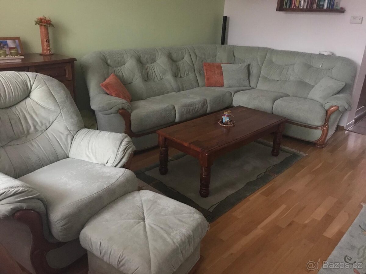 Rohová sedací souprava, křeslo a taburet