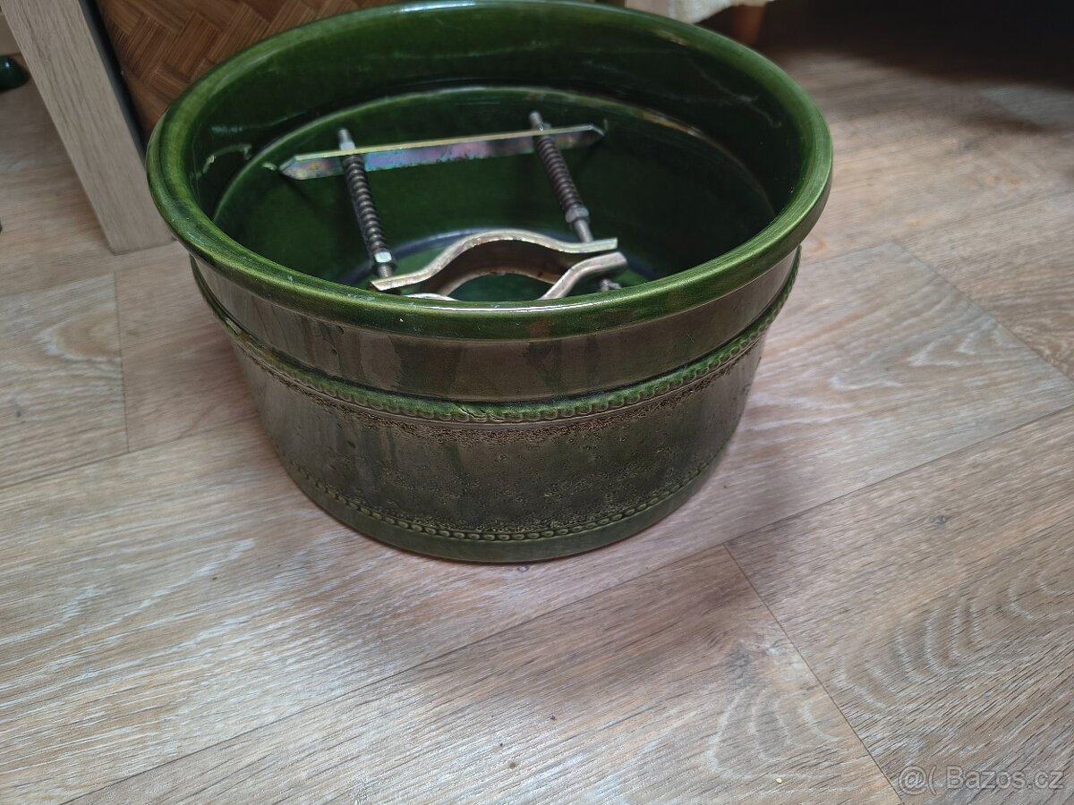 Stojánek na stromeček