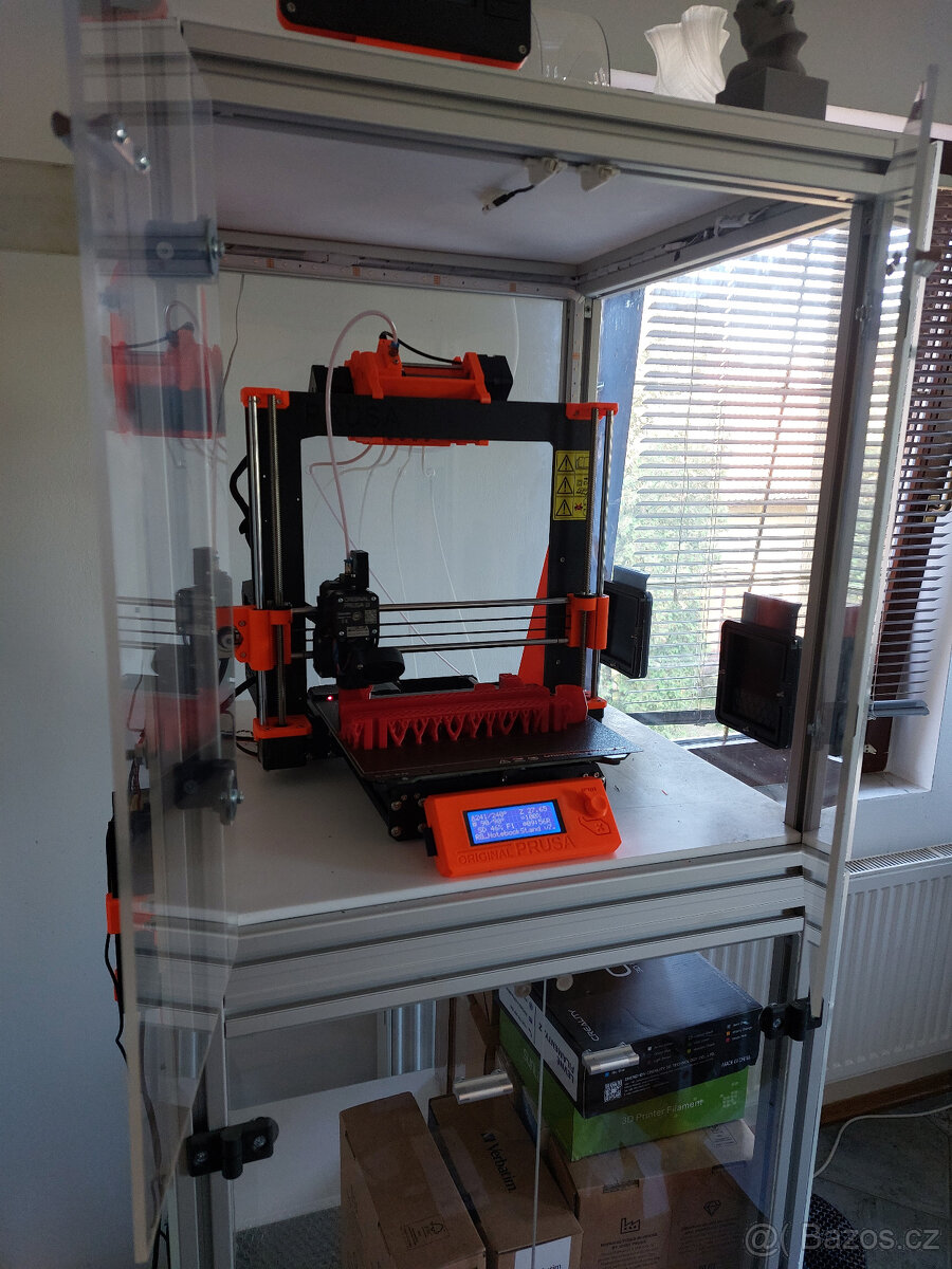 Cabinet na 3D tiskárnu