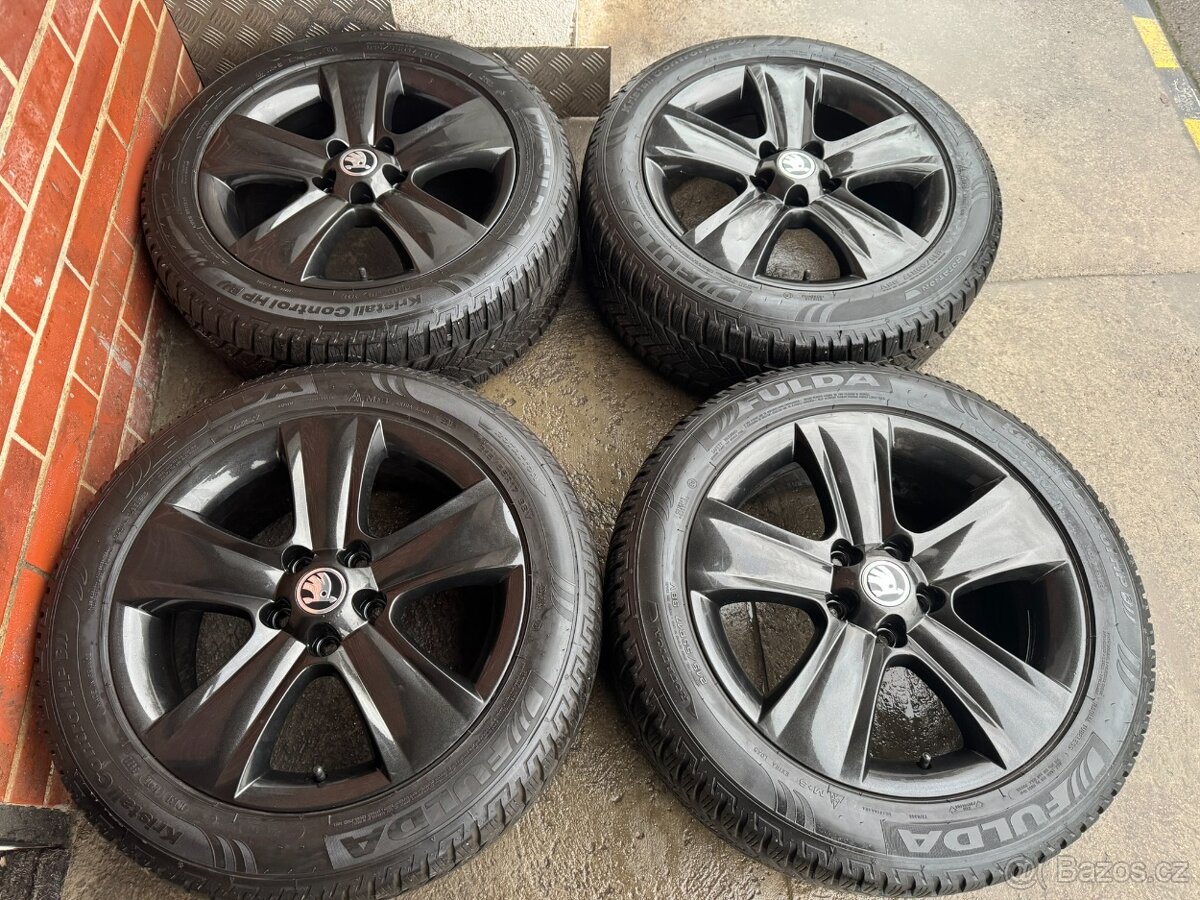 Alu 17" 5x112 škoda DOLOMITE BLACK zimní 95% KaroQ TOP