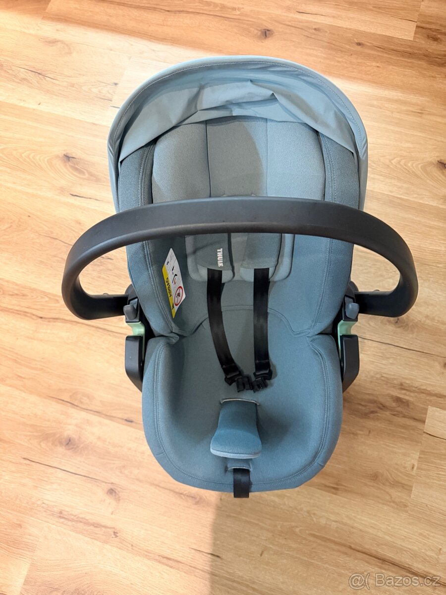 Autosedačka Thule Maple