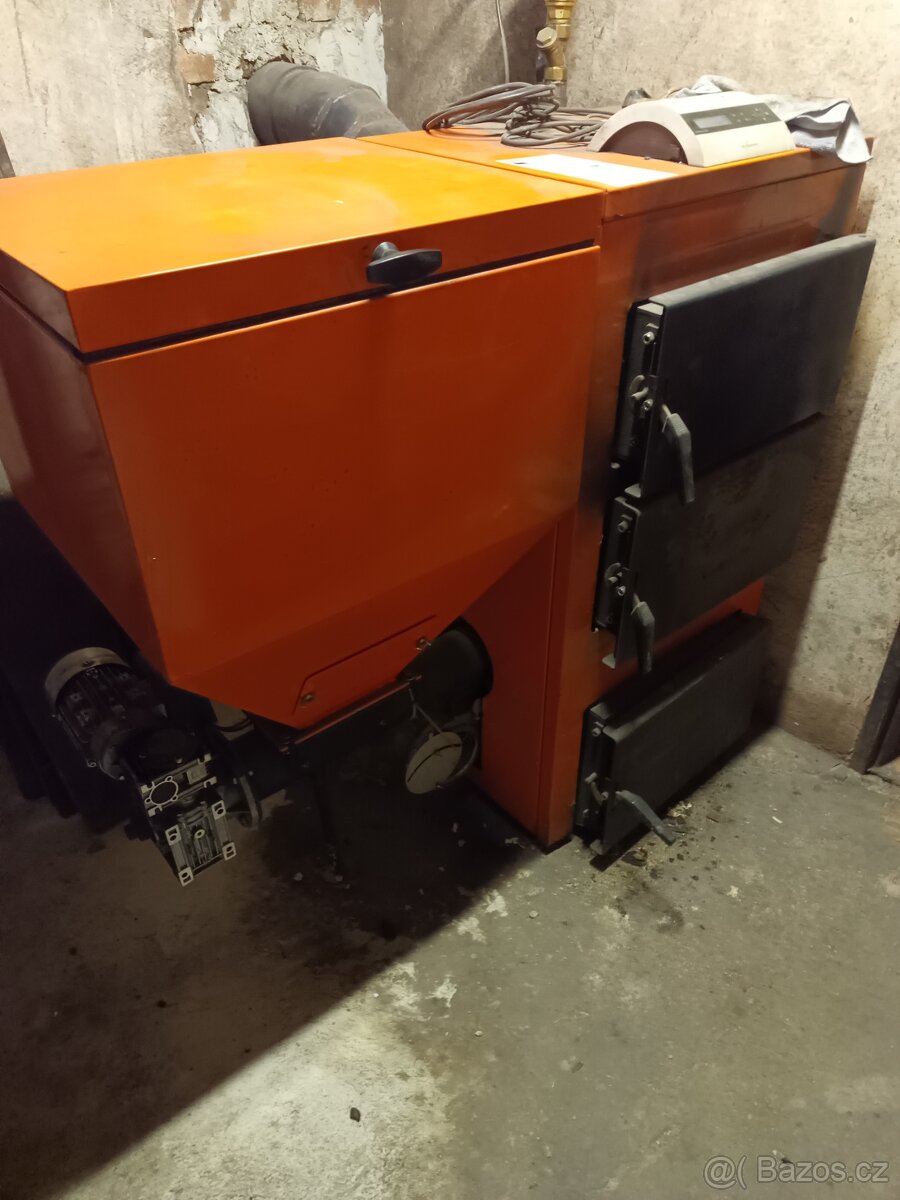 Automatický kotel na uhlí