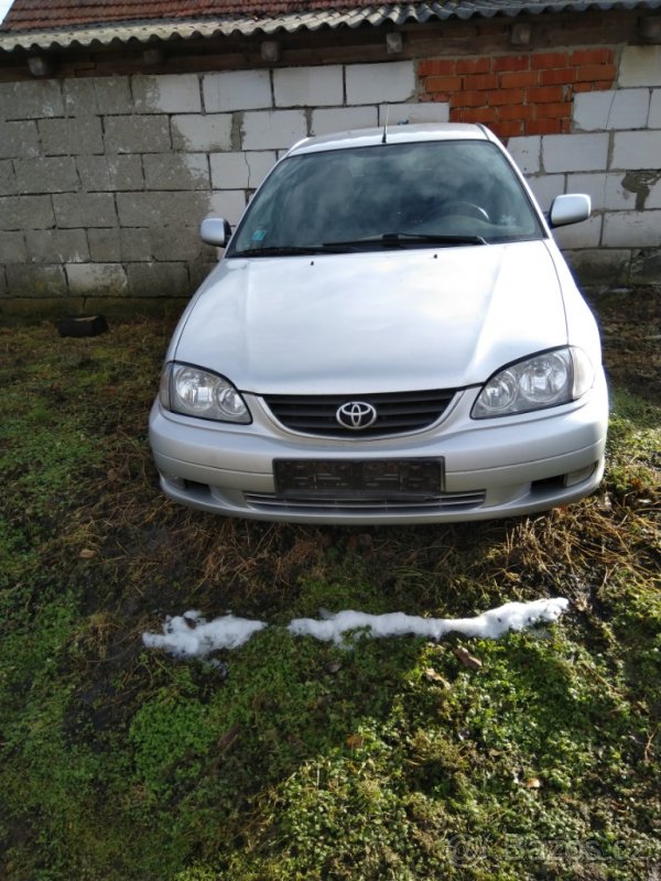 Toyota Avensis 2 d4d,2002,5 dv.