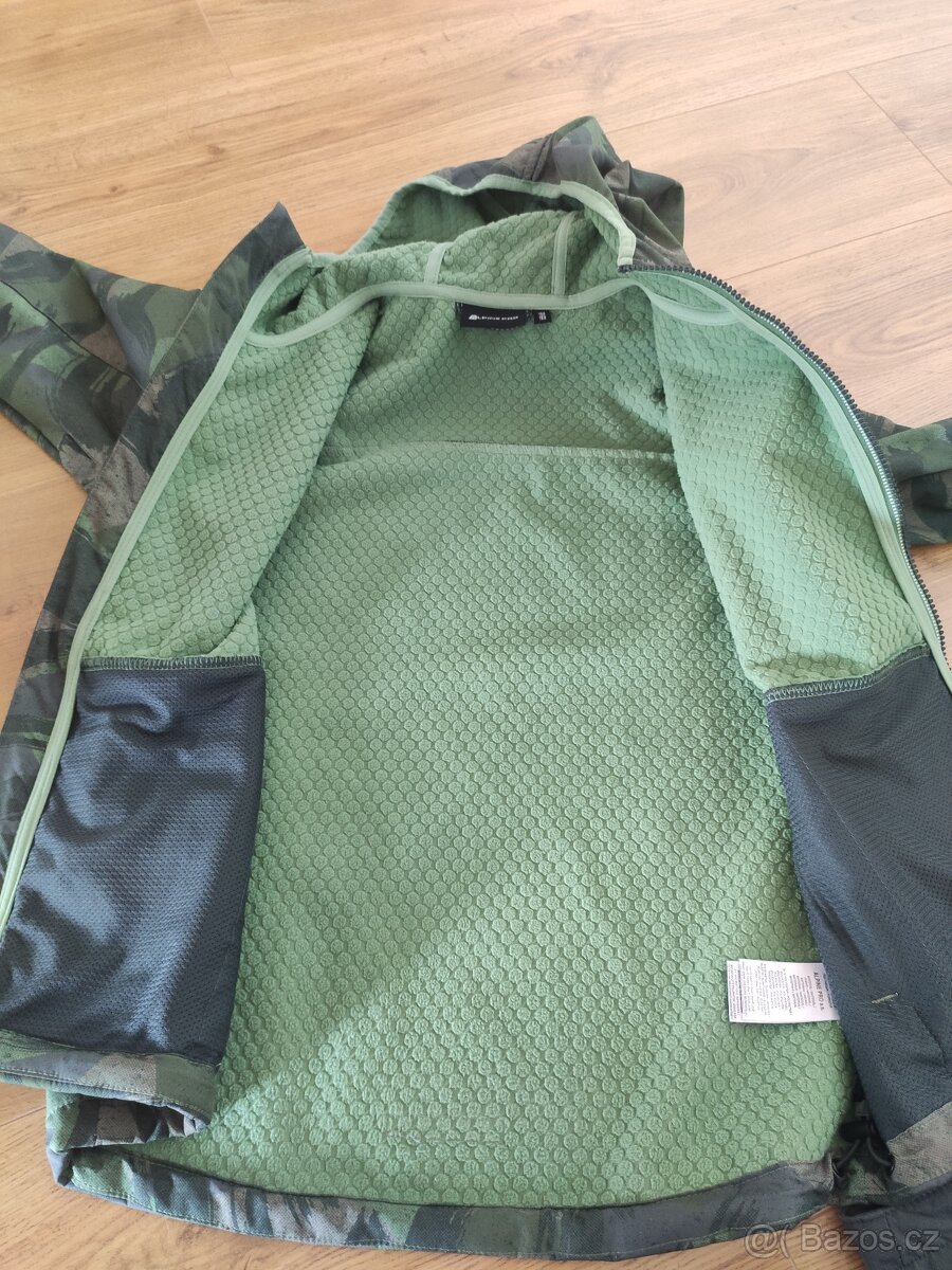 Softshellová bunda vel. 152/158