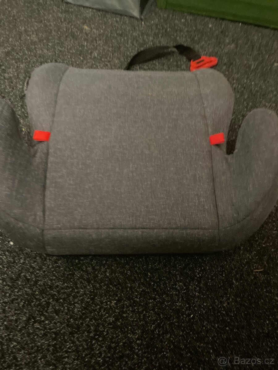 Podsedak na isofix
