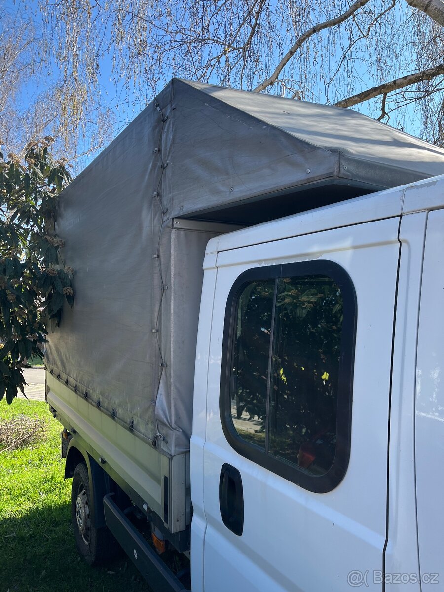Peugeot Boxer 2,2 110kw 7mist- do 3,5t—-