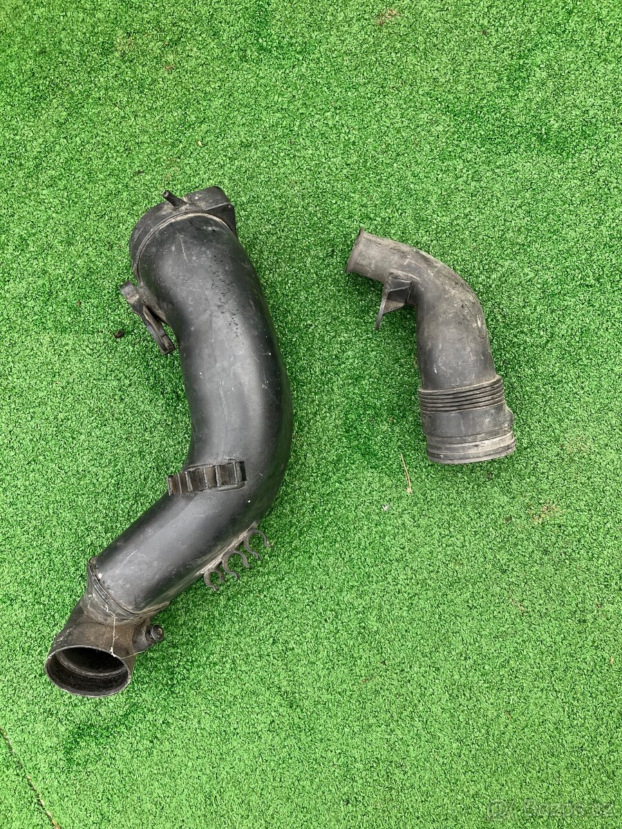 Vw Lupo 3L 1.2 tdi hadice sání vzduchu plast