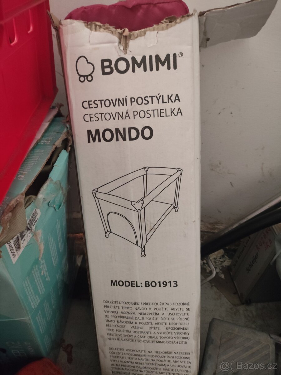 Cestovní postýlka