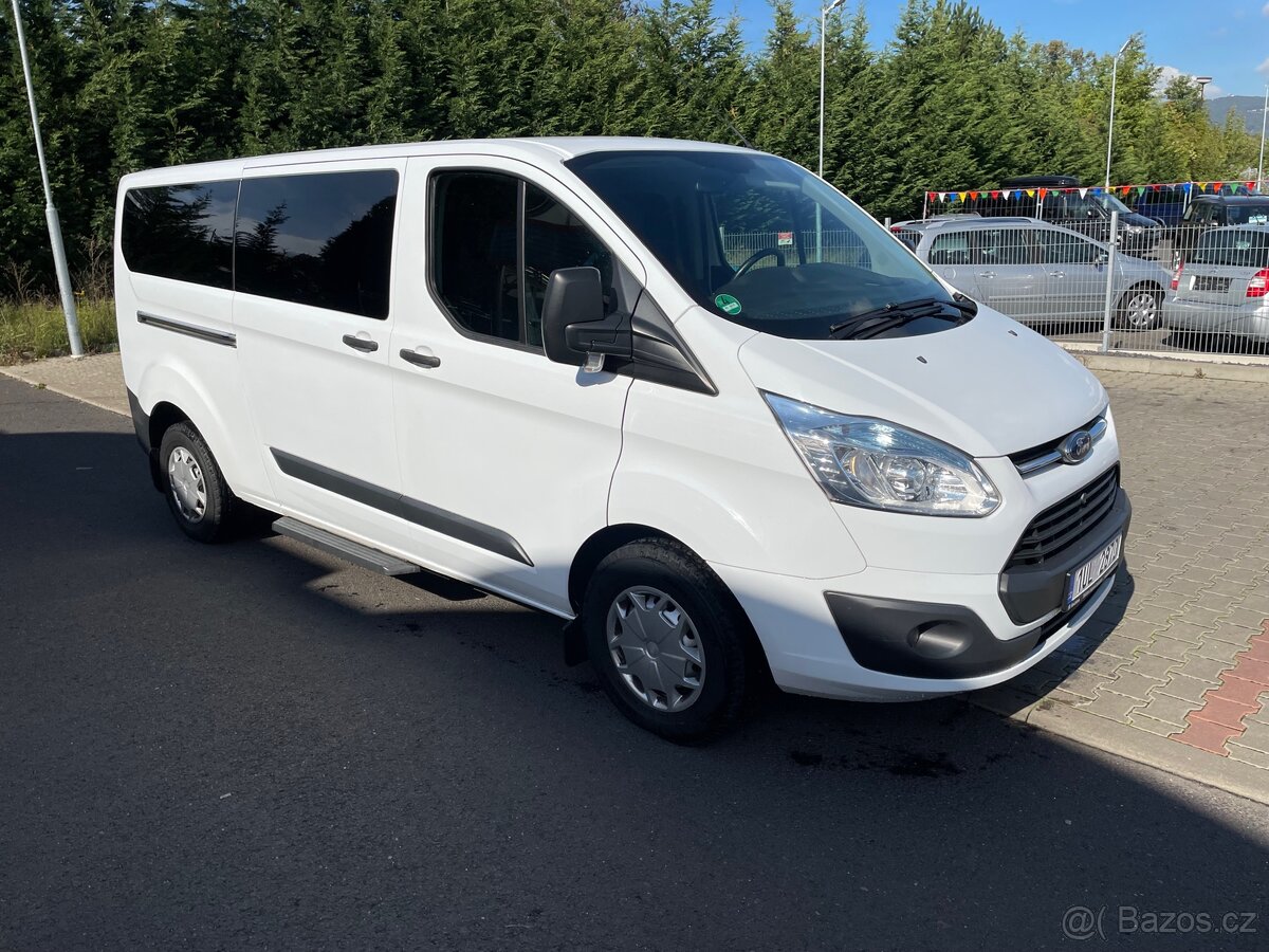 Pronájem Ford Transit 9 míst PRÁZDNINOVÉ TERMÍNY