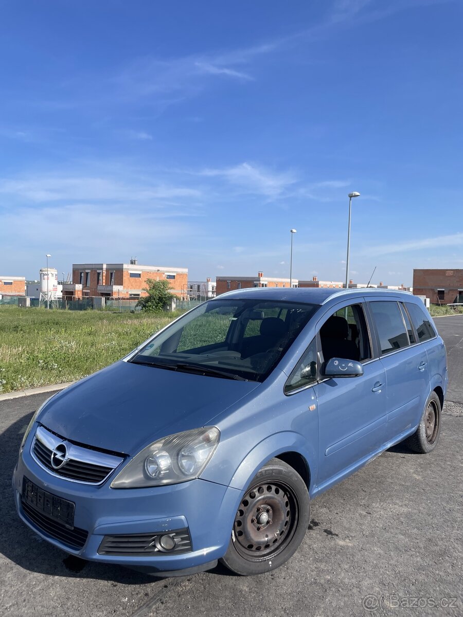 Opel zafira 1.9 cdti