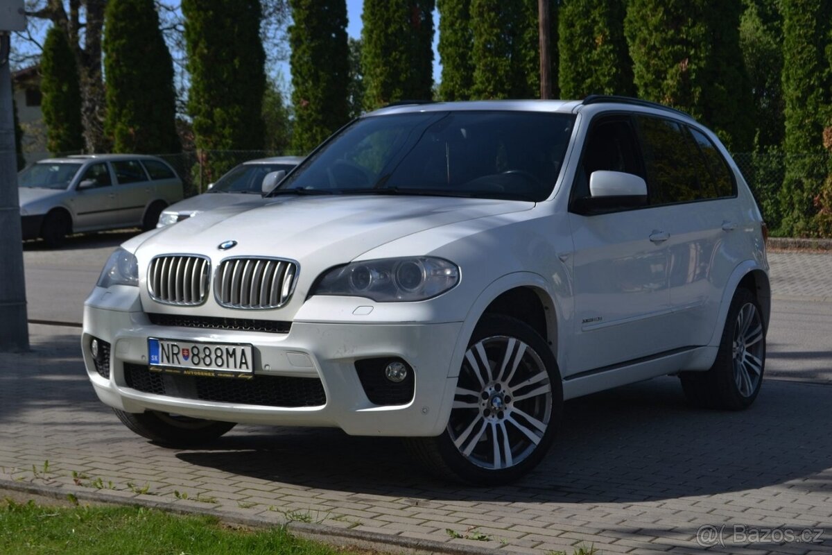 BMW X5 xDrive M Packet 225kw