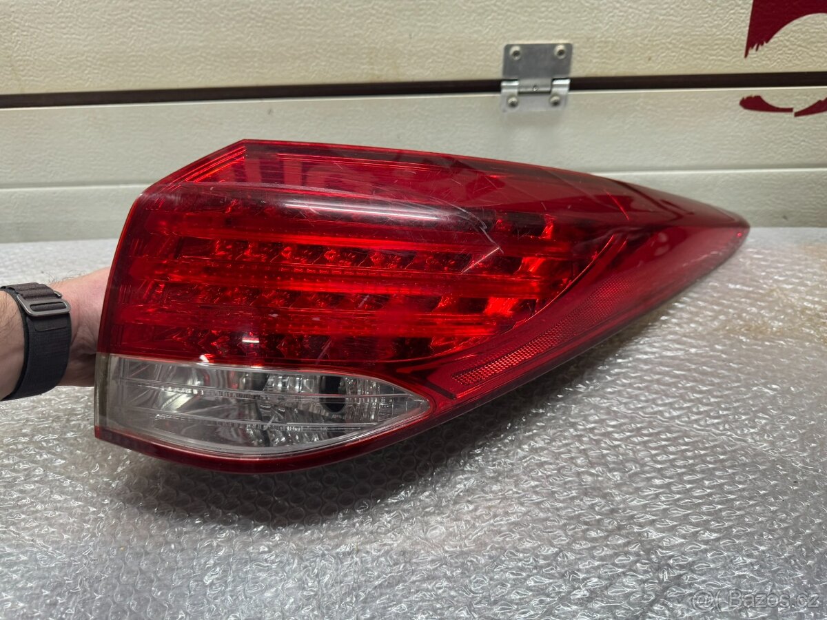 Hyundai I40 combi pravá zadní lampa LED