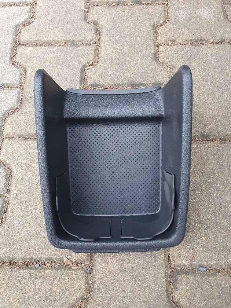 Odkládací schránka na podlahu Škoda Octavia