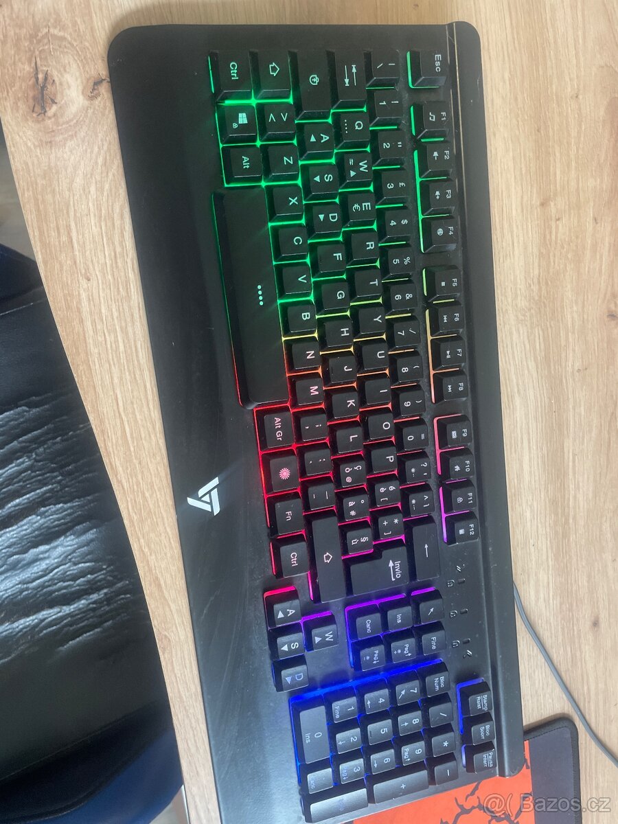Klávesnice