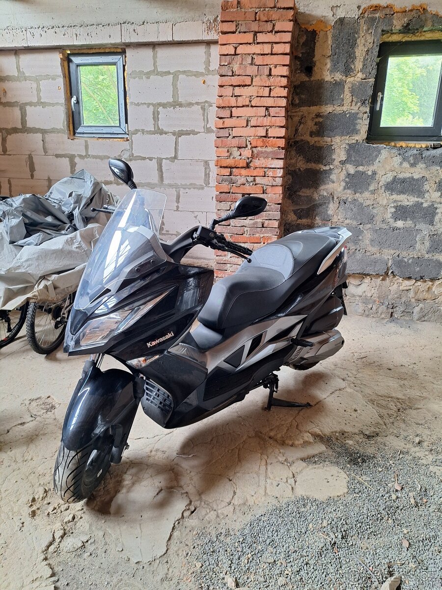 Kawasaki J300 20kw