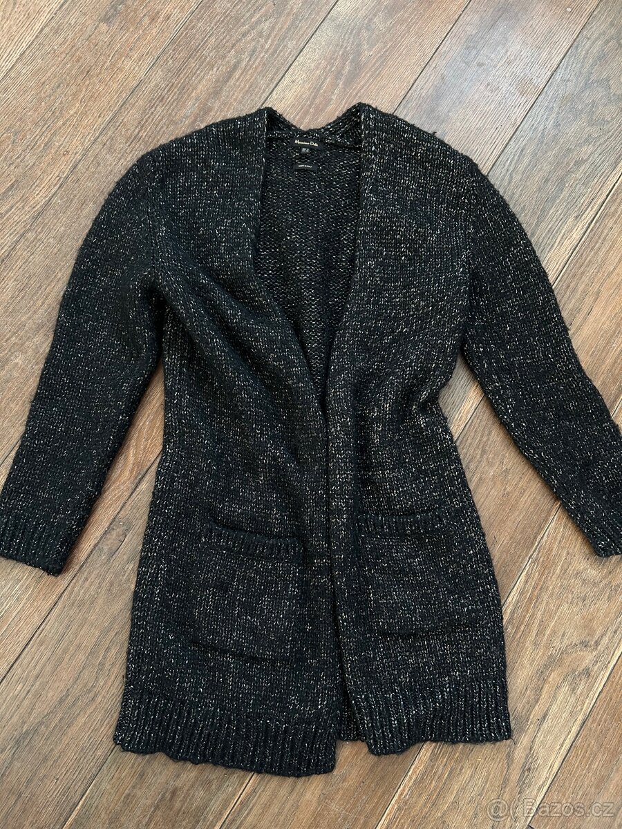 Černý svetr Massimo Duti
