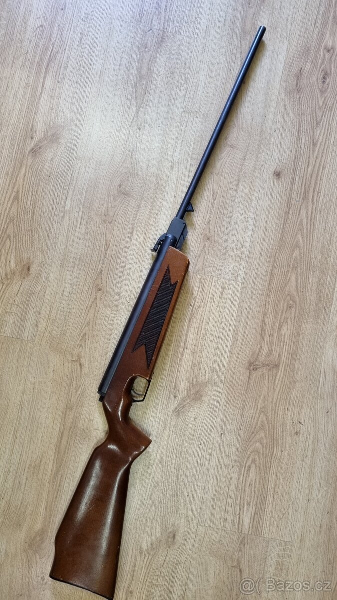 Vzduchovka Slavie 631