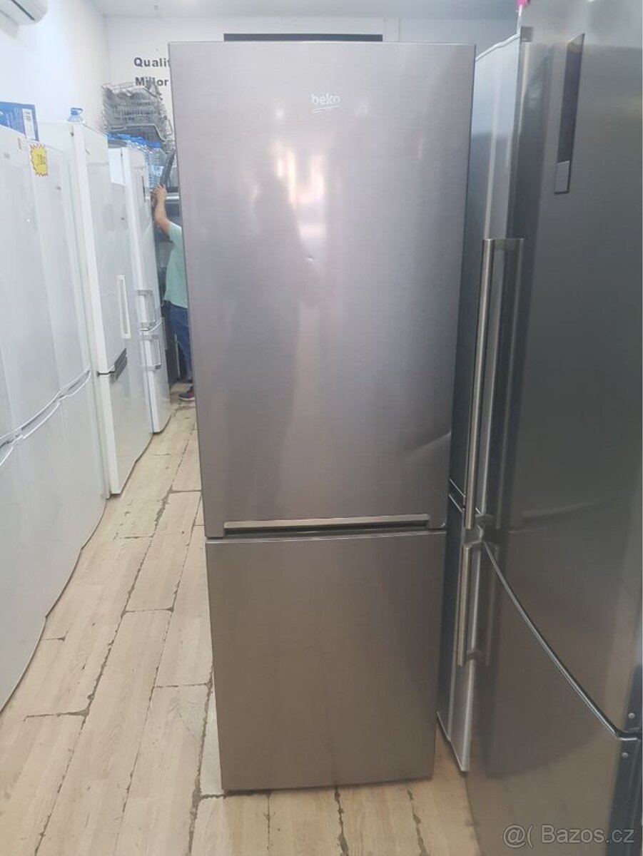Lednice s mrazákem beko 170cm A+++
