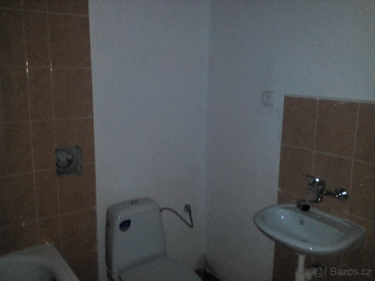 Pronájem byt 2+1 Železničářská 11 Ústí nL Střekov