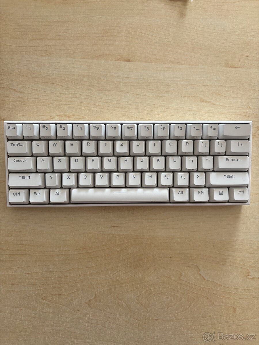 Herní klávesnice Anne Pro 2