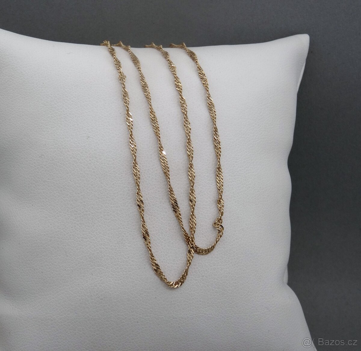 Kroucený řetízek ze zlata