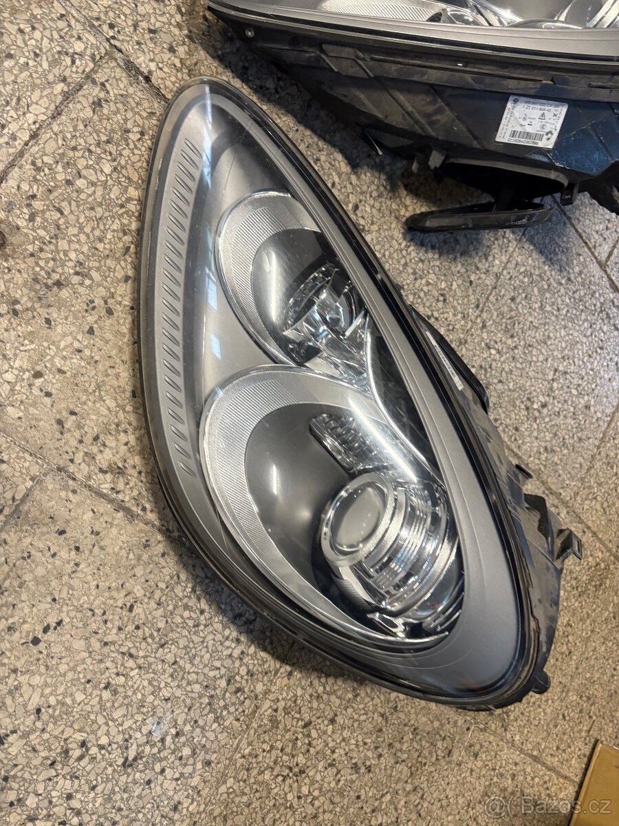 Světla porsche cayenne