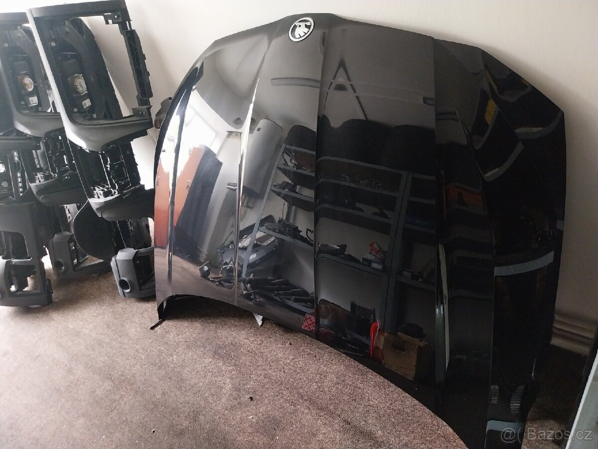 Skoda octavia iv 4 kapota