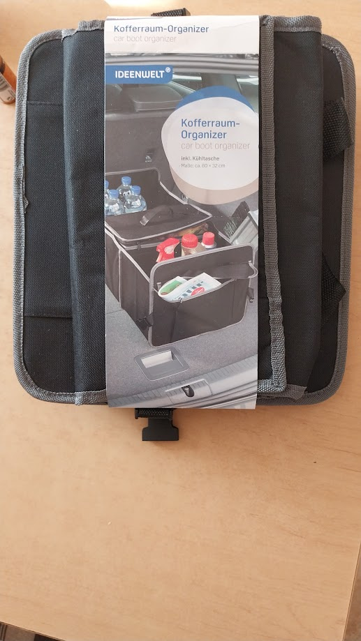 Organizér do auta s vyjímatelným chladícím boxem