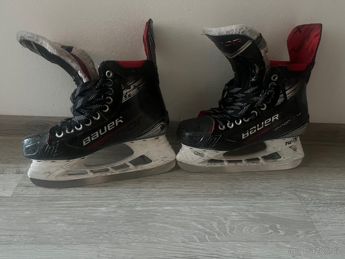 Prodám brusle Bauer X4