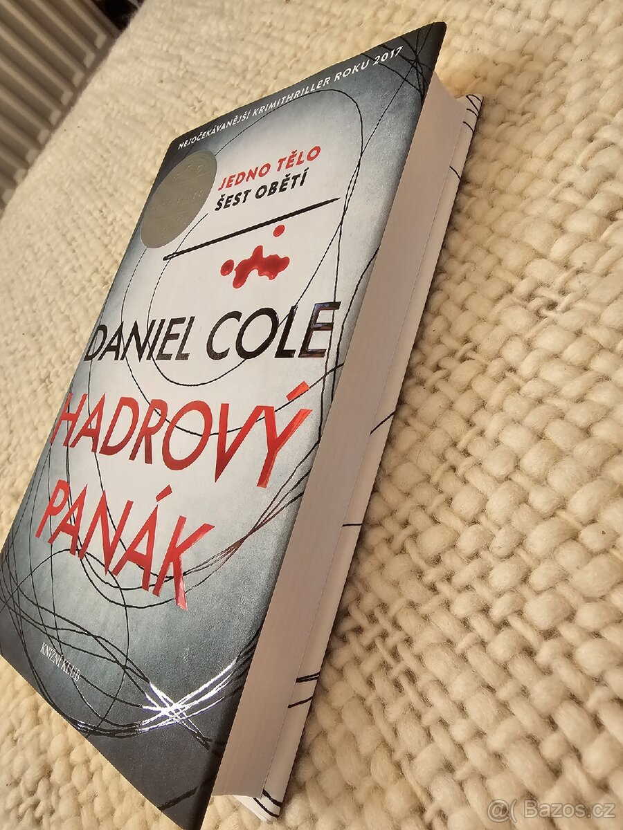 Hadrový panák Daniel Cole